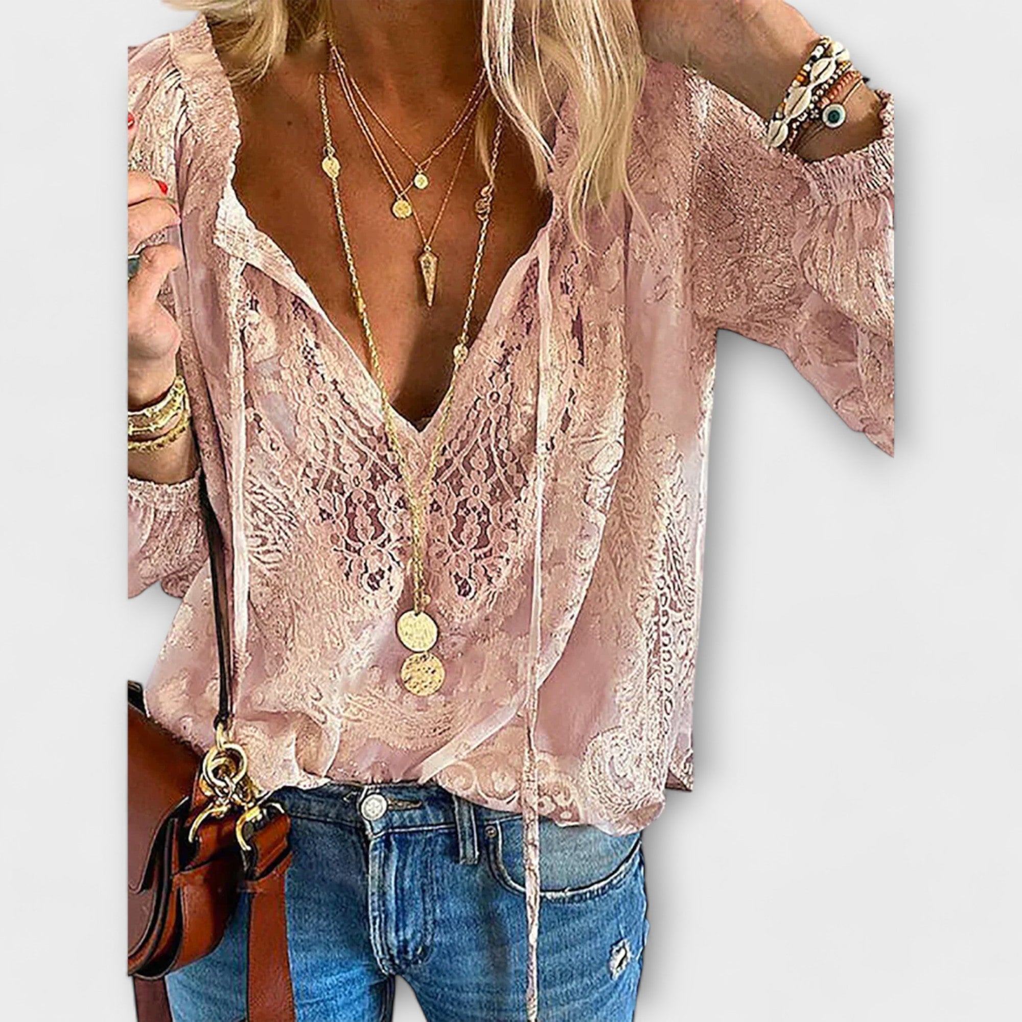 Lili - Dantel Detaylı Eşsiz Bluz